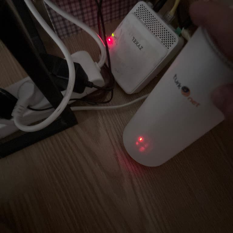 İki Aylık Sürekli Kesintili TurkNet Ev İnterneti: Kalıcı Çözüm Ve Ücret İadesi Talebi