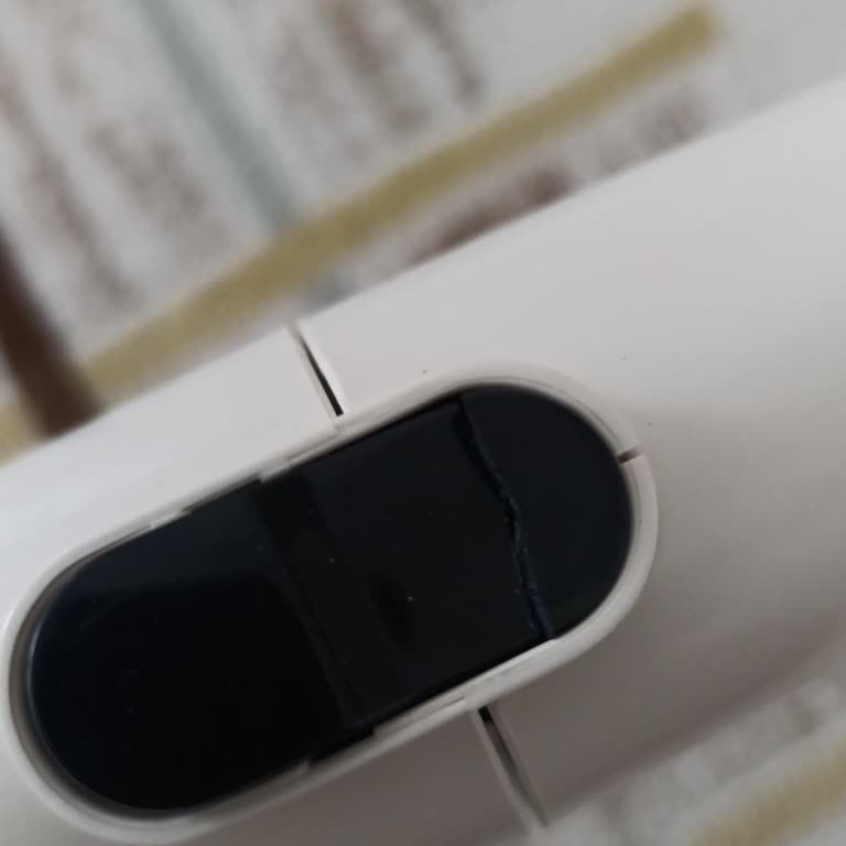 Sinbo Şarjlı Dikey Süpürgede Tekrarlayan Parça Kırılması Ve Ücretsiz Değişim Talebi