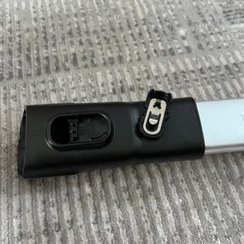 Philips Dik Süpürge Bağlantı Tuşunun Tekrarlanan Kırılması Ve Değişim İsteği