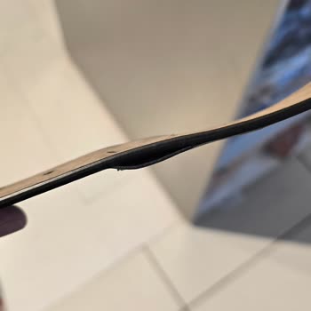 İlk Kullanımda Çatlayan Kemer Ve Mağazadan Çözüm Reddi