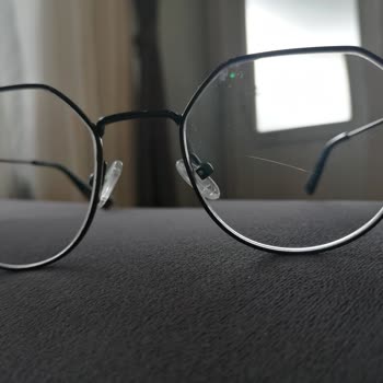 Atasun Optik Bezinin Gözlük Camımı Çizmesi