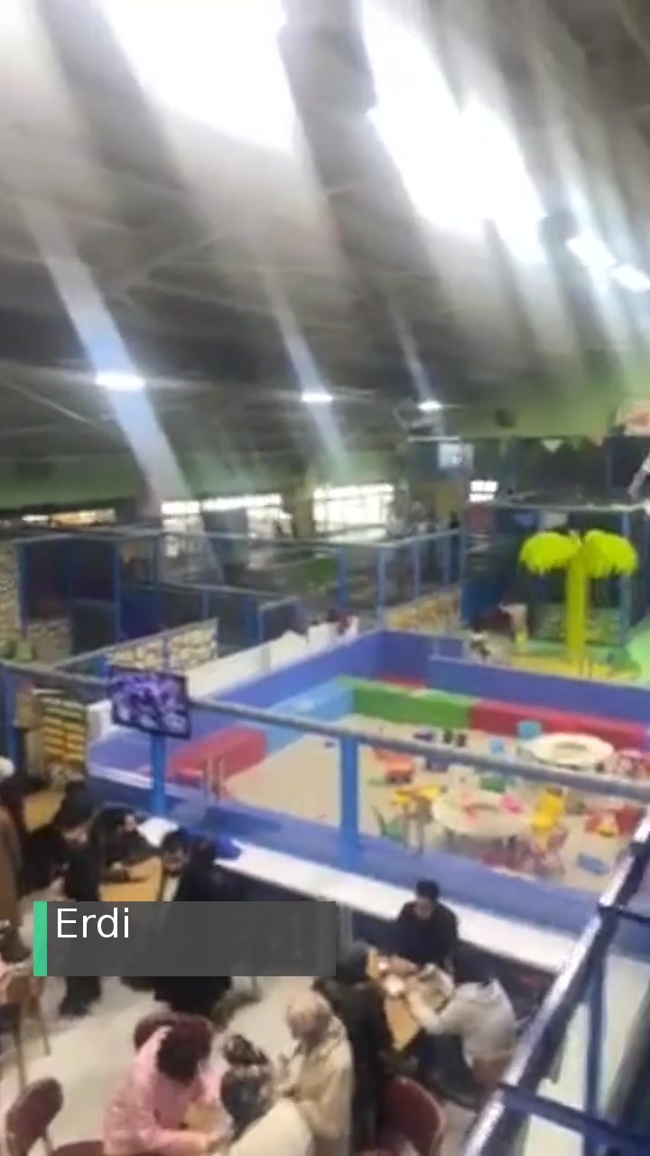 Bayland Çocuk Oyun Alanında Güvenlik Seviyesi Sıfır! videonun kapak resmi