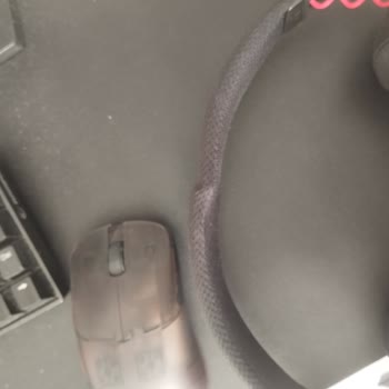 Rampage Blitz Kulaklığının Üst Kafası Kırıldı Ve Kullanılamaz Durumda