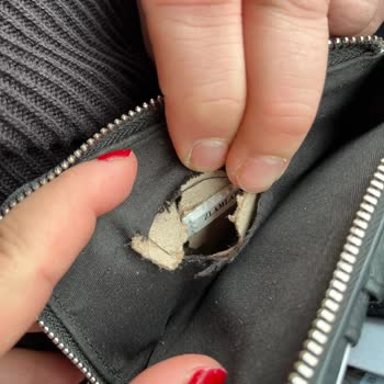 Gizli Alarmlı Cüzdan Sebebiyle Mağazalarda Haksız Suçlama Ve Rahatsızlık