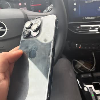 Kalitesiz Kaplama Ve Kötü İşçilik Nedeniyle İphone 16 Pro'da Rahatsız Edici Görüntü