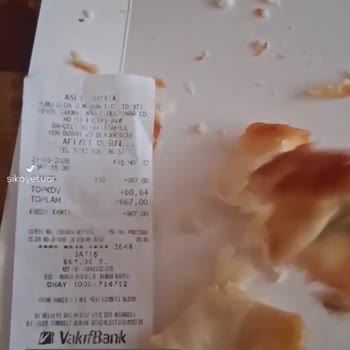 Aslı Börek İsmi: Tatsız Tuzsu Kuru Soğuk Pahalı Börek Olmalıymış