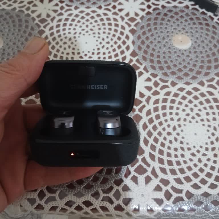 Sol Kulaklıkta Cızırtı Ve Ses Gelmemesi Garanti Kapsamında Tamir Talebi