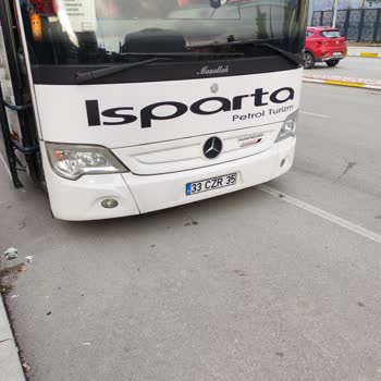 Arızalı Otobüste Bilgi Eksikliği Ve Şoförün İçeride Sigara İçmesi