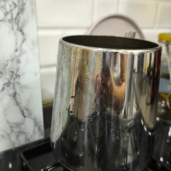 Ayyıldız Çaydanlık Sapı Kırıldı Ve Güvenlik Riski Oluştu