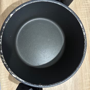 10 Yıllık Garanti Verilen Karaca Tencere Setinde Boya Soyulması, Sağlık Endişesi Ve Garanti Reddi