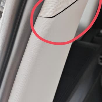 Bagaj Amortisörü Değişimi Sonrası İç Trim Ve Tavan Döşemesi Zarar Görmesi