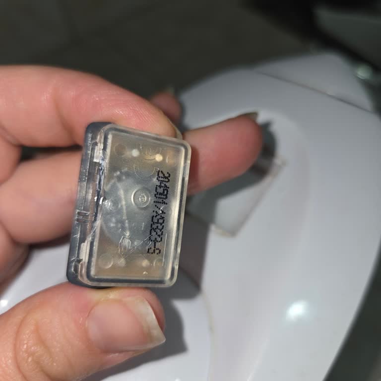 Brita Marella Sürahimde Gösterge Çalışmıyor Ve Pil Çıkmıyor