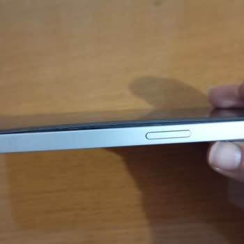 İPhone 13 Pil Şişmesi Ve Ekran Kalkması Garantiden Dışında