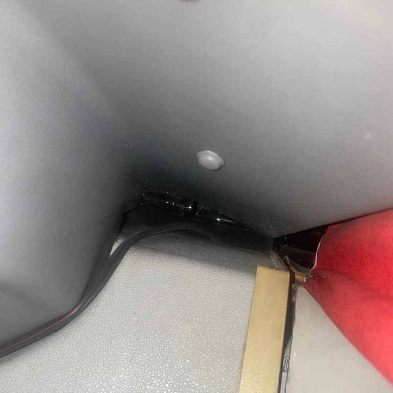 Özlem Adana Otobüs Tavanından Su Dökülmesi Yolcuları Mağdur Etti