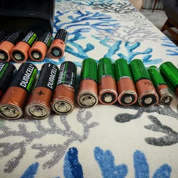 Duracell Şarjlı Pil Kaplamasının Çabuk Soyulması