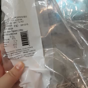 Migros Kuruyemiş Paketi İçinde Taş Bulunması Gıda Güvenliğini Sarsıyor