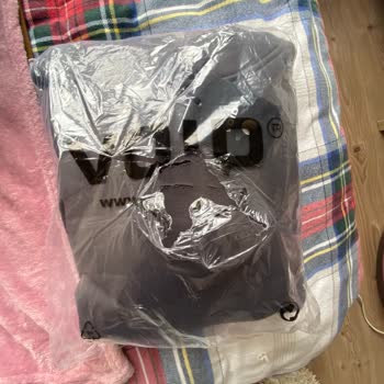 Hepsijet’in Teslim Ettiği Yırtık Sweatshirt İçin Sorumluluk Reddi Ve Çözüm Talebi