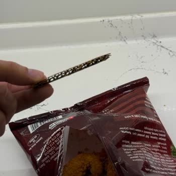 Gedik Piliç Cips Paketi İçinde Karton Parçası Bulunması