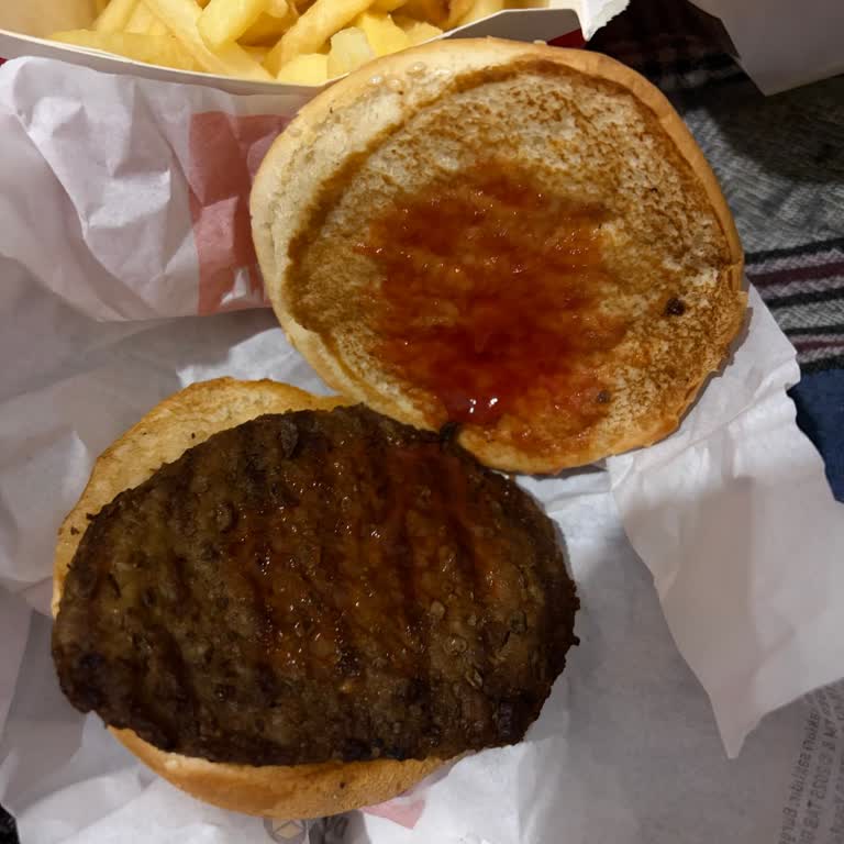 Migros Yemek'te Eksik Ve Soğuk Sipariş; Çocuk Menüsü Oyuncağı Yok