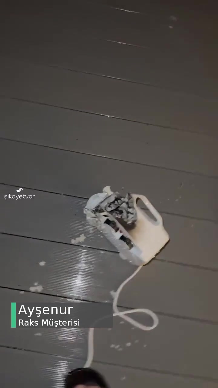 Raks Fanlı Isıtıcı Alev Aldı videonun kapak resmi