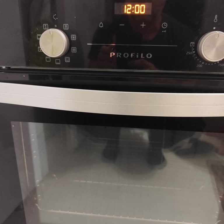 Profilo 125 S Ankastre Fırının Soğutma Fanı Durmuyor