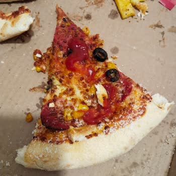 Trendyol Yemek Üzerinden Domino's Pizza’da Malzeme Eksikliği Ve Kalite Sorunu, 556 TL İade Talebi