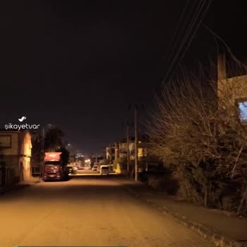 Toroslar Elektrik Dağıtım 4 Gündür Sokak Aydınlatması Yanmıyor!