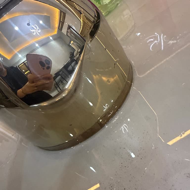 Aryıldız Çeyiz Setinde Yanmış Çaydanlık Ve Kalitesiz Tabaklar