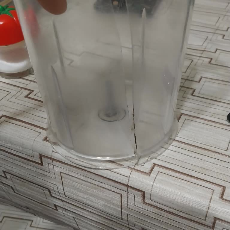 Sinbo Doğrayıcı Alt Haznesi Kırıldı Ve Yedek Parça Temin Edilemedi