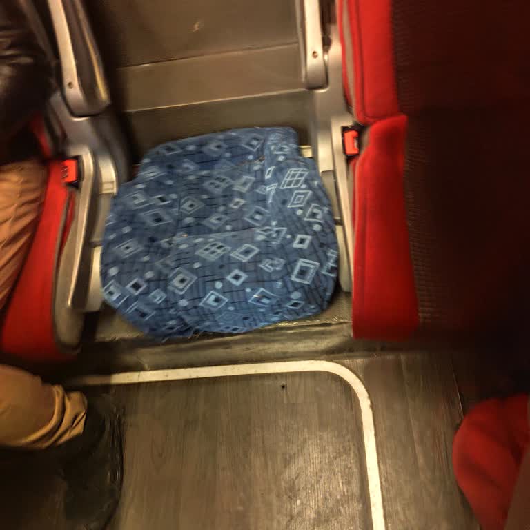 Buzlu Turizm'de Satın Aldığım Koltuğun Yarım Olması Ve Personelin Saygısız Tutumu