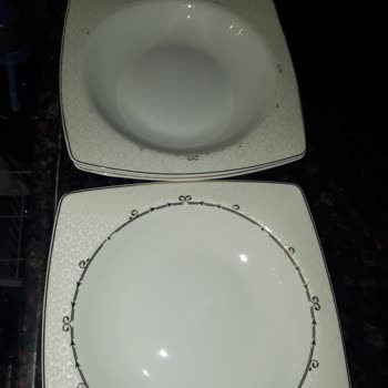 Kütahya Porselen Bonamore Takımında Desen Silinmesi Ve Üretici Cevabı Bekleniyor