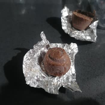 Küflü Ve Bozulmuş Ülker Ece Şekerleri