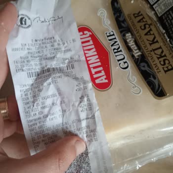 Bozuk Kaşar Peynirine İade Ve Değişim Talebi