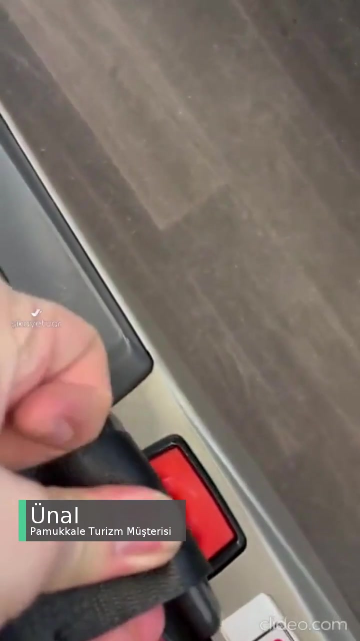 Pamukkale Turizm Ankara–Uşak Seferinde Emniyet Kemeri Arızası videonun kapak resmi