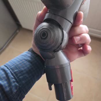 Dyson Motorbar Halı Başlığı Kırıldı: Premium Kalite İddiaları Sarsıldı