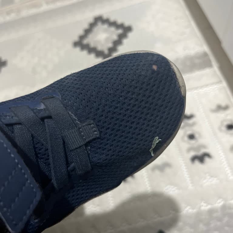 Kısa Sürede Yırtılan Puma Ayakkabısı İçin Ücret İadesi Talebi