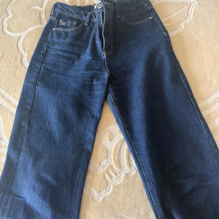 Mavi Jean Pantolonunda Kısa Sürede Aşırı Esneme Ve Form Kaybı