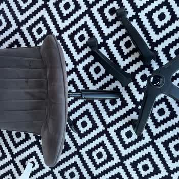 Çocuk Sandalyesi Ayağı Kırıldı, Güvenlik Riski Ve Garanti Kapsamında Tam Değişim Talebi