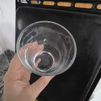 Bosch Bulaşık Makinesinden Çıkan Lekeli Bardaklar Nedeniyle Ürün İadesi Talebi