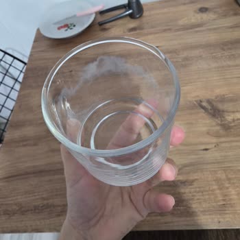 Bosch Bulaşık Makinesinden Çıkan Lekeli Bardaklar Nedeniyle Ürün İadesi Talebi