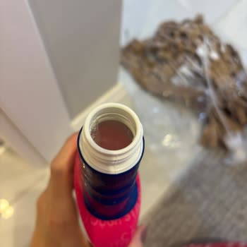 Recibí paquete dañado de Rossmann, solicito compensación