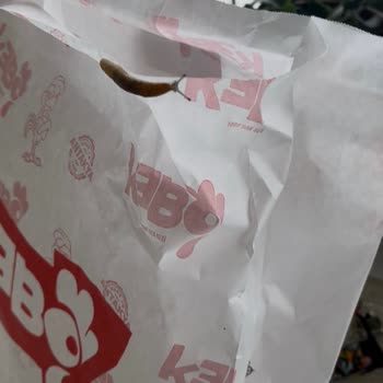 Yemekte Parazit Bulunması Ve Kuponla Sorunun Çözülememesi