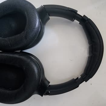 Mis Auriculares Razer se Rompen Rápidamente, Solicito Reembolso