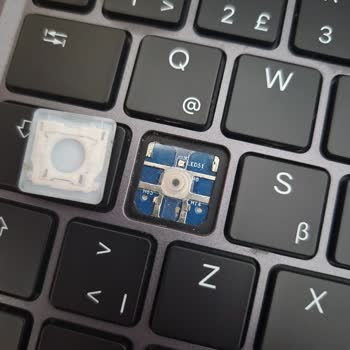 Gamegaraj Slayer R9T-5050 Laptopta Tuş Arızaları Ve Aşırı Isınma