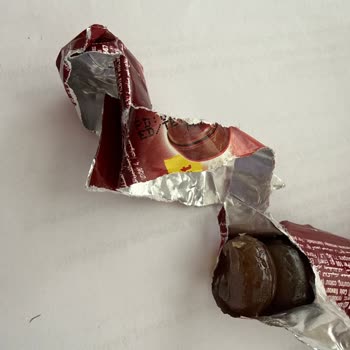 Jelatinsiz Ve Bozulmuş Bonbon Şekerde Hijyen Ve Kalite Şikayeti