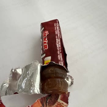 Jelatinsiz Ve Bozulmuş Bonbon Şekerde Hijyen Ve Kalite Şikayeti