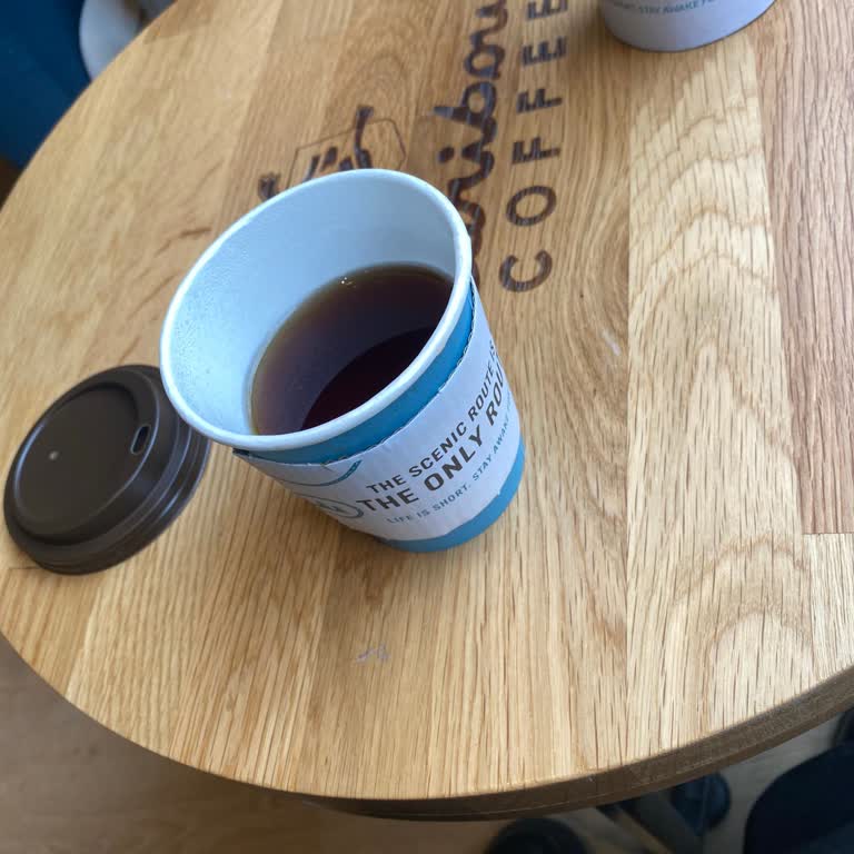 Ankara Selanik Caribou Şubesinde Güvensiz Ortam Ve Çalışanların Ciddiyetsiz Tutumu