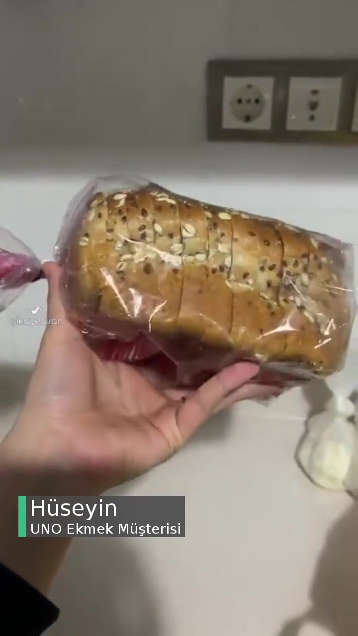 UNO Ekmeğin İçinden Böcek Çıktı! videonun kapak resmi