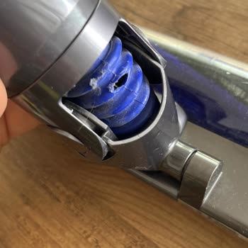 Dyson V15 Lazer Başlığındaki Malzeme Aşınması Garanti Kapsamına Alınmadı
