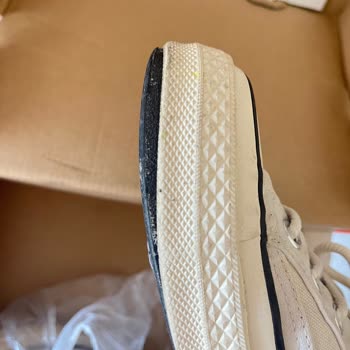 Converse Türkiye Tüketici Hakem Heyeti Kararını Uygulamıyor Ve Ayakkabıyı Değiştirmeyi Reddetti